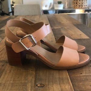 GENUINE LEATHER FRANCO SARTO TAN SANDALS 💖
